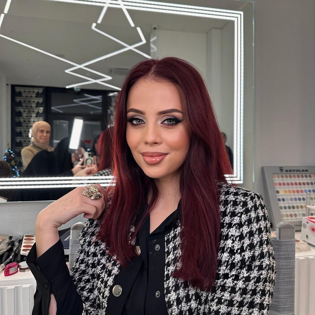 Beauty Pro Full Silver Glam Makeup Look Kryolan Edukacija - 3