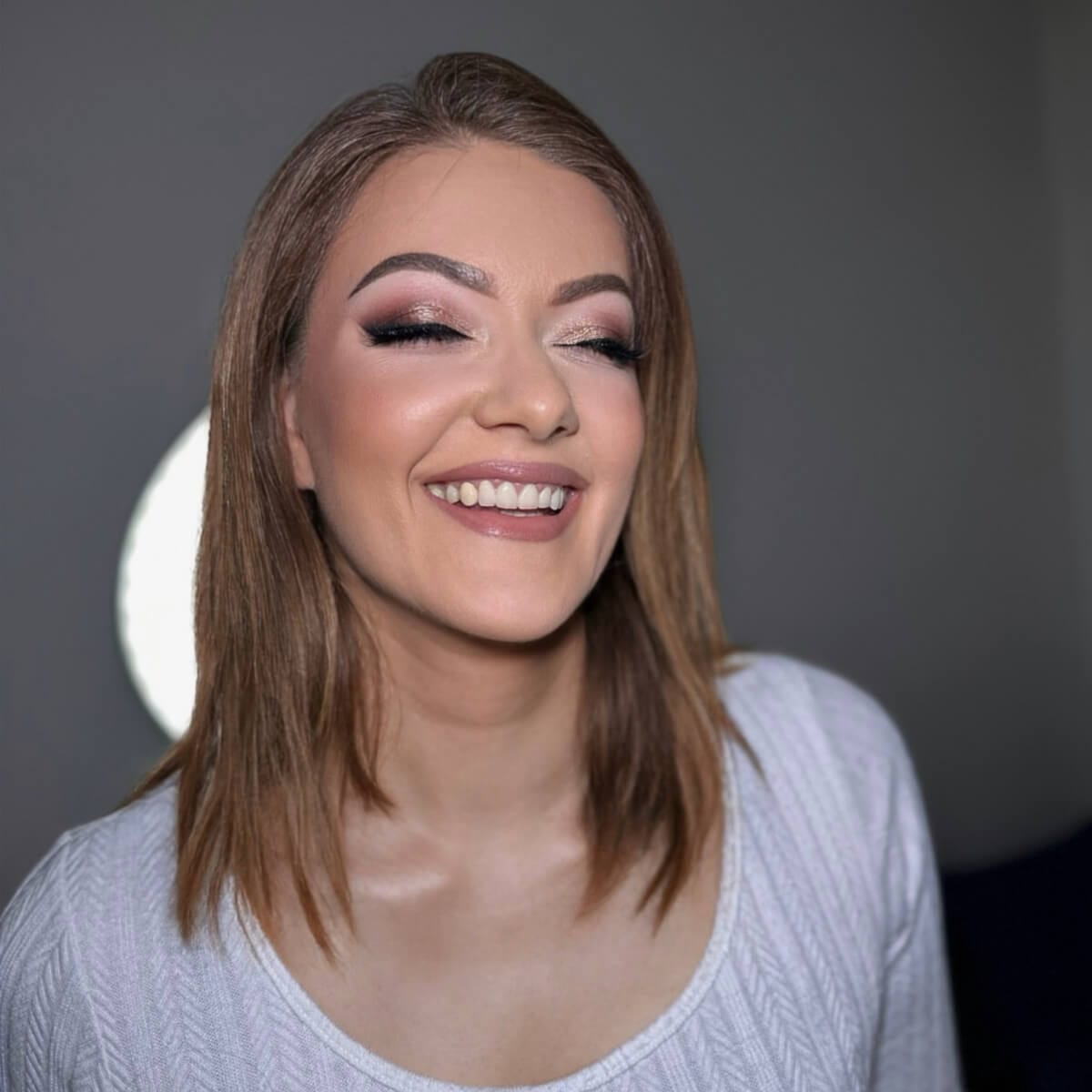 Beauty Pro - Brown Harmony Makeup Look - Zrela Koža - 7