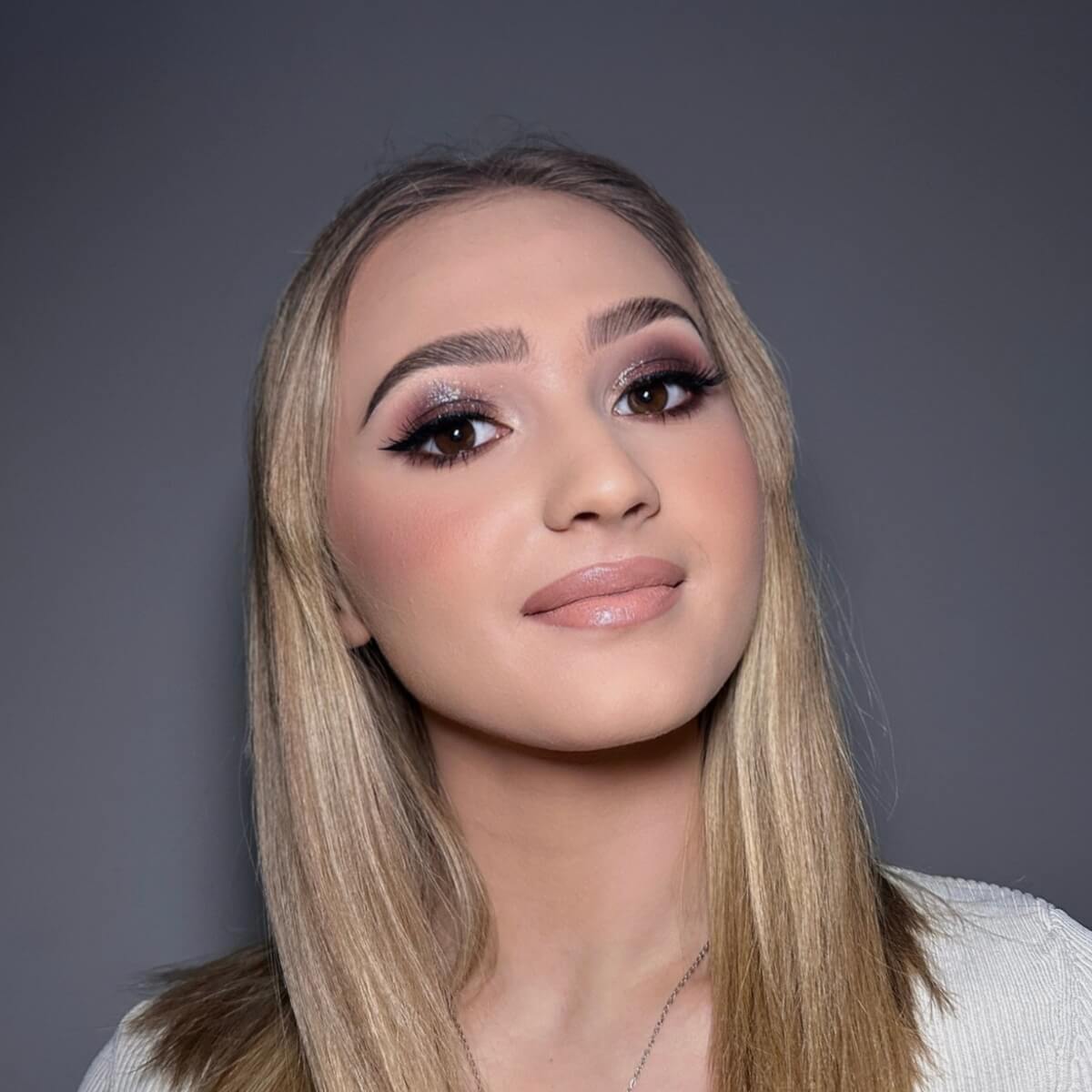 Beauty Pro - Brown Smokey Sparkle Eyes - Hoodie Eyes - 1